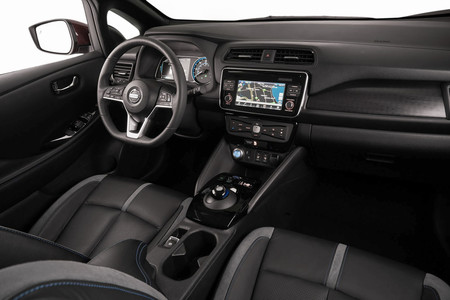 Nissan Leaf 2018 34