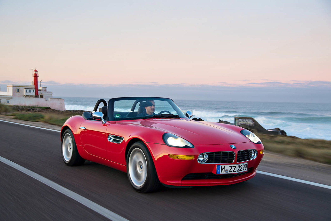 BMW Z8, o el roadster con motor de M5 que nació gracias a unos directivos eufóricos en la Costa Azul