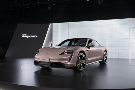 El Porsche Taycan de propulsión más accesible llega a China, con un solo motor pero con 414 km de autonomía y 408 CV