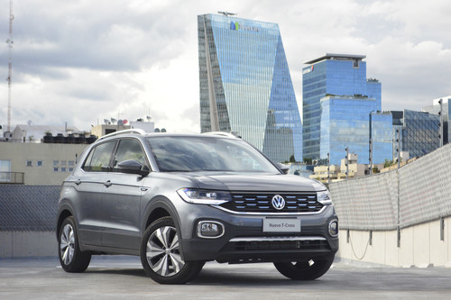 Volkswagen T-Cross, a prueba: así entra VW al juego de los B-SUV (+ video)