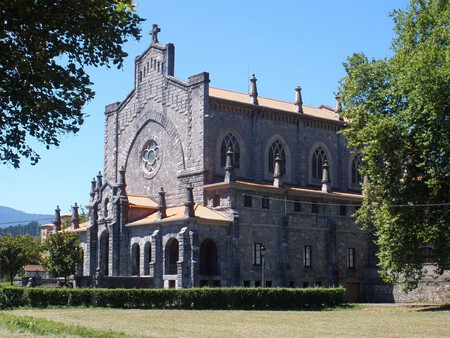 Azpeitia Convento De Las Esclavas Del Sagrado Corazon De Jesus 6