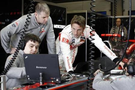 McLaren y Jenson Button preparan concienzudamente el Gran Premio de China