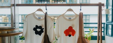 Una camiseta de manga corta convertida en mi cojín favorito y otras formas de reutilizar estas prendas viejas que tenemos en casa