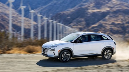 Canarias elimina el IVA en la compra de coches eléctricos, híbridos y de gas