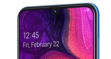 ノッチはほとんど見られませんが、あります