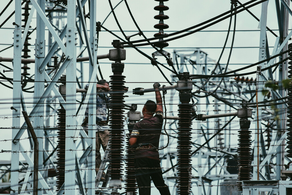 Las renovables han abaratado el mercado, pero el respaldo lo ha encarecido: así se explica la subida del PVPC en mayo 