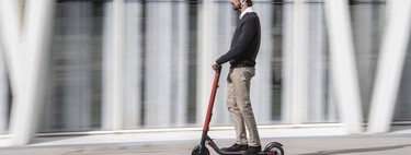 Un patinete eléctrico se incendia de noche mientras cargaba y provoca quemaduras por ácido a su dueña