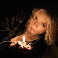 Anya Taylor-Joy consigue que nos sintamos afortunados de vivir en su misma línea temporal. 'Lucky' es uno de los thrillers más intensos del año