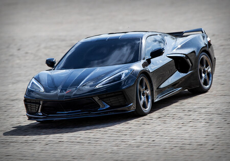Chevrolet Corvette C8 Radiocontrol 7