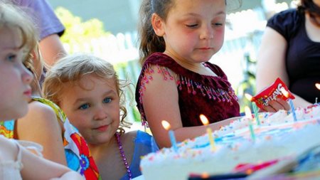Alternativas saludables a las bolsas de chucherías de los cumpleaños
