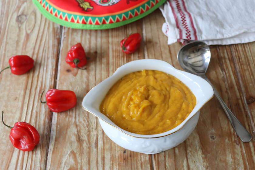 Salsa de mango y habanero, el condimento perfecto con toque dulce y picante para tus recetas