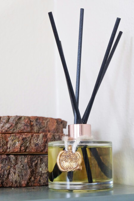 El secreto de los hoteles 5 estrellas: cómo hacer un aromatizante casero en frascos de perfumes vacíos para reutilizarlos