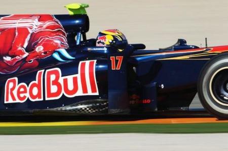 Jaime Alguersuari completa su primera jornada de test
