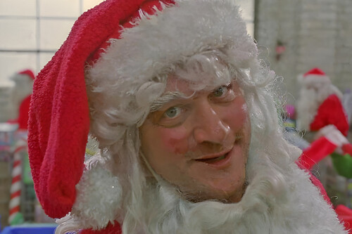 Sin sangre ni balas, una de las mejores películas de Arnold Schwarzenegger es de Navidad y está en Netflix