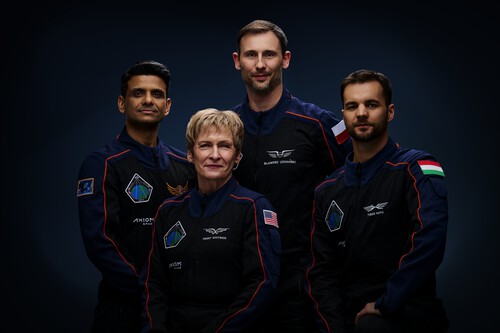 Um dos assentos na viagem foi comprado pelo programa espacial húngaro sem participação da ESA / Imagem: Axiom Space