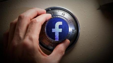 Un error de Facebook te permite ver los amigos de un usuario... aunque éste los tenga ocultos