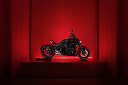 Ducati Xdiavel Nera 2022 007