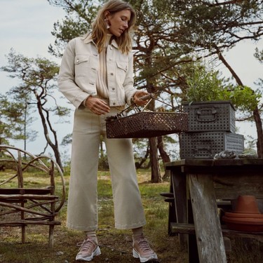 H&M lanza su colección Conscious Denim para recordarnos que el tejido denim es de vital importancia (de manera literal) 