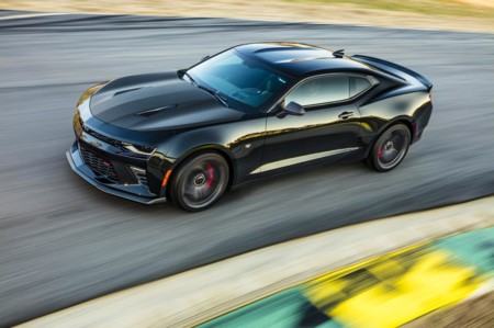 2017 Chevrolet Camaro 1LE: llega el paquete de mejoras para los más circuiteros