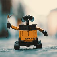 ¿A quién debería confiarle mis inversiones, a un robot o a un humano? 