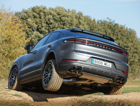 Porsche Cayenne S Coupe Prueba 25