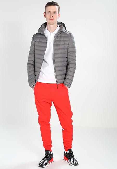 No pases frío, chaqueta Urban Classics rebajada de 49,95 euros a sólo 19,95 euros y envío gratis