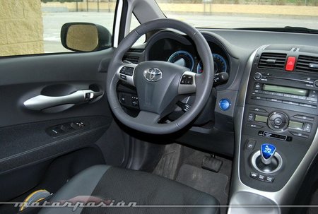Toyota Auris HSD