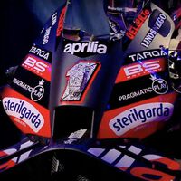 Confirmado: Jorge Martín le pone el número 1 de campeón a su nueva Aprilia, y luce así. Para ellos,"el equipo más fuerte que hayamos tenido"