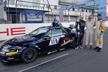 Del trono de PSA al circuito: Carlos Tavares correrá las 24 Horas de Nürburgring con un Opel Calibra