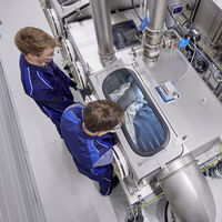 La UE financiará a Tesla, BMW y Stellantis en un macroproyecto que hará a Europa un líder en baterías para coches eléctricos