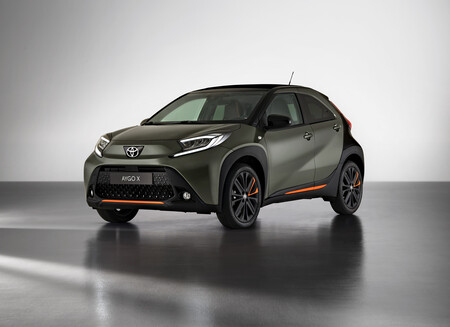 El nuevo Toyota Aygo Cross es un SUV urbano que llegará a España en 2022 solo con motor de gasolina