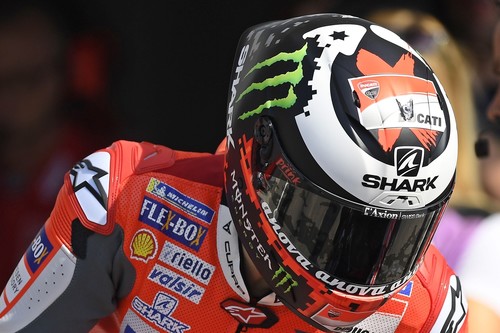 La historia de los cascos de moto: De la muerte de Lawrence de Arabia a la realidad aumentada