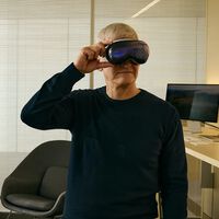 El Apple Vision Pro está más vivo que nunca. Lo confirma Tim Cook, sabedor de su apasionante hoja de ruta