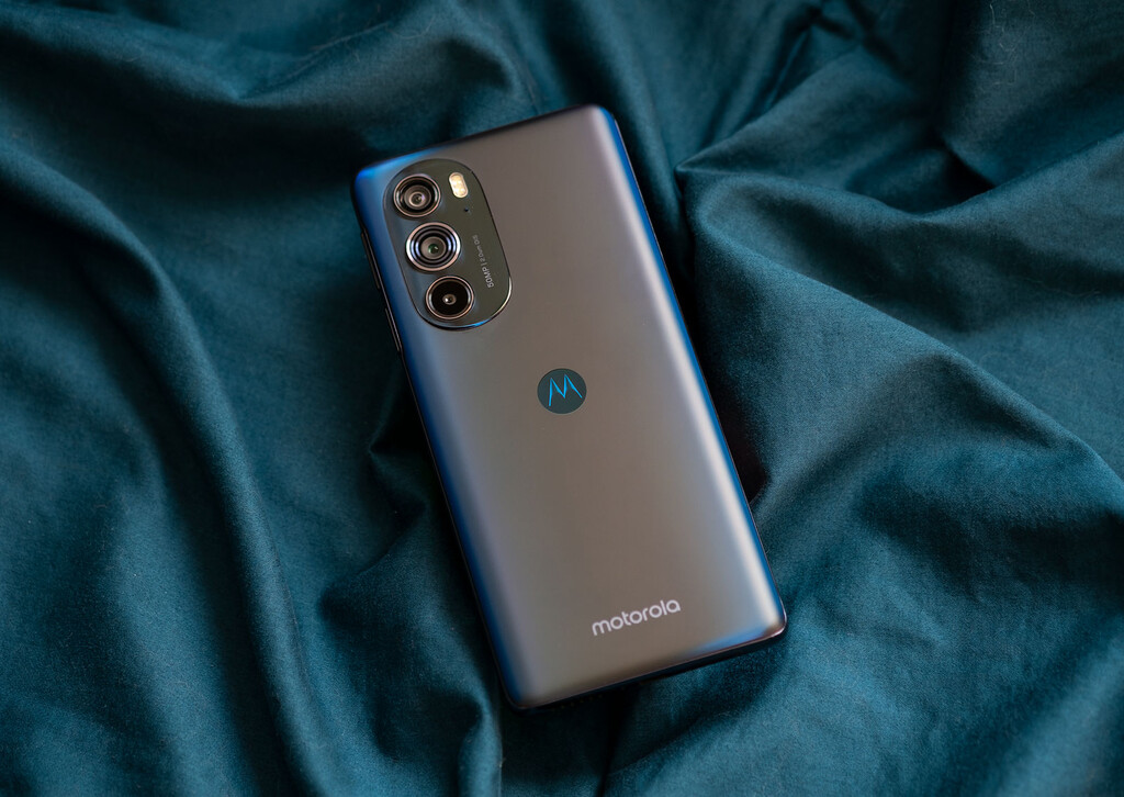 Motorola Edge 30 Pro, análisis: un bastión del software ligero y completo en la gama alta