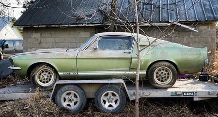 ¡Tesoro de granero! Encuentran un Ford Mustang Shelby GT500 1967 que estuvo abandonado 40 años