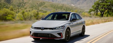 El último Volkswagen Jetta manual ya tiene fecha de despedida y México lo vio venir desde hace tiempo 