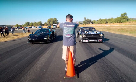 Hoy, en comparaciones imposibles: el Ford Mustang Hoonicorn de Ken Block y sus 1.400 CV destrozan al McLaren Senna Merlin en vídeo