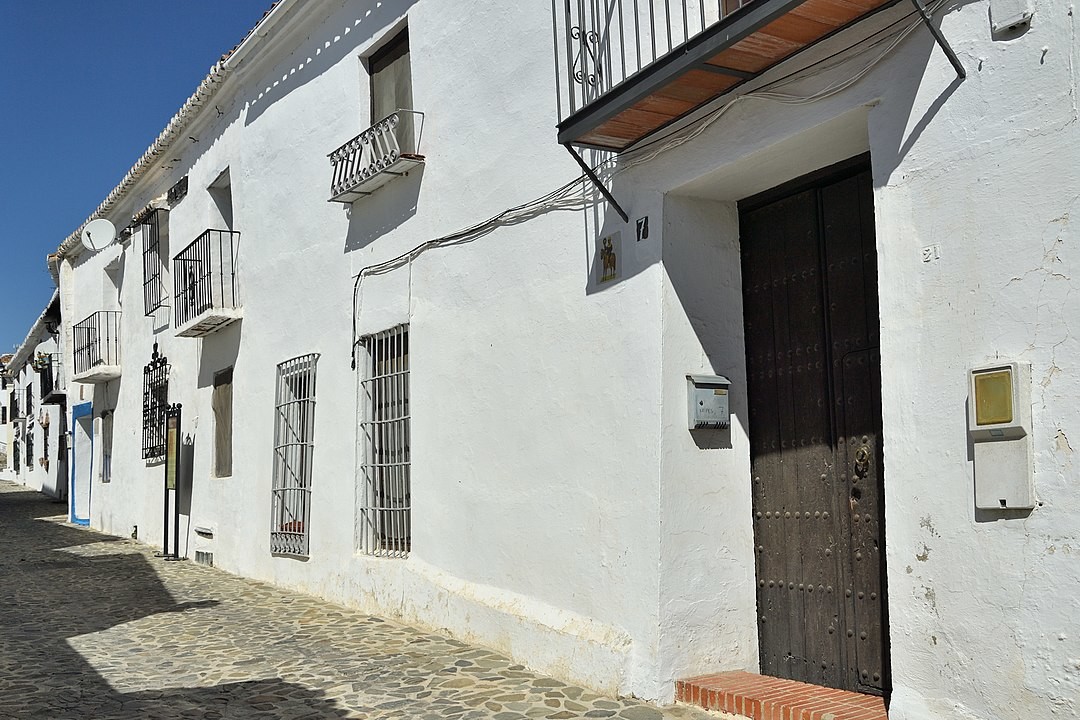 Macharaviaya, un precioso pueblo blanco, a 30 minutos de Málaga
