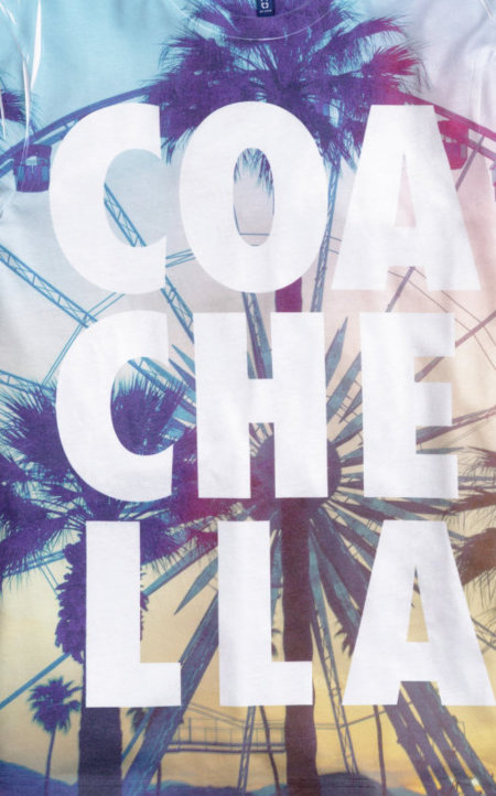 H&M enloquece por el print esta primavera en camisetas básicas para la temporada