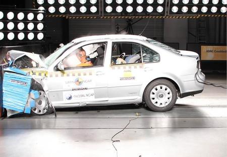 Los problemas de seguridad de los autos brasileños (o mexicanos)
