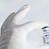 ¿Pueden las empresas obligar a sus empleados a vacunarse?