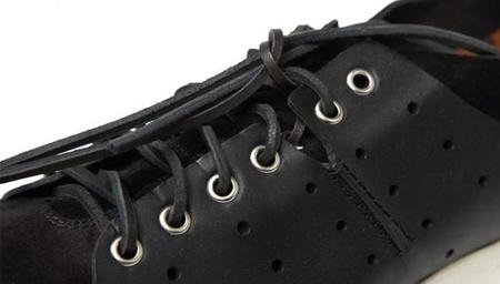 ¿Sneakers o zapatos? Cinco propuestas que te darán juego como si fueran las dos