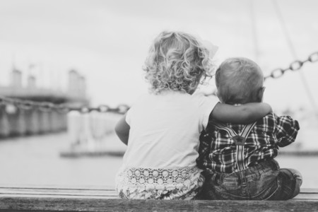 Más de 35 millones de menores de 5 años se quedan solos en casa mientras sus padres trabajan