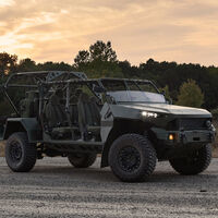 Así es el nuevo todoterreno de General Motors para el ejército, que puede sobrevolar los cielos en un helicóptero militar