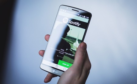Spotify multiplica casi por seis sus beneficios, eleva un 31 % los suscriptores y crece gracias a los podcast