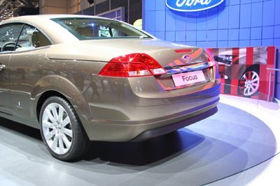 Ford Focus Coupé Cabriolet en el Salón de Ginebra
