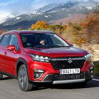 El Suzuki S-Cross ya tiene precio en España: con etiqueta ECO y 2.200 euros más barato que el Nissan Qashqai