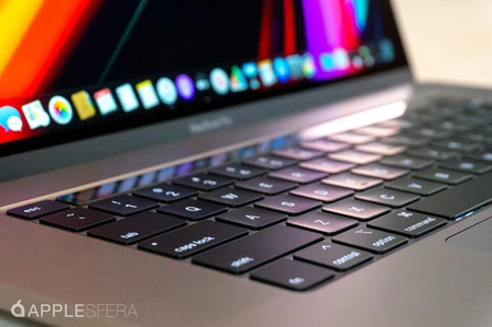 Apple se rinde a la evidencia: adiós a los teclados mariposa que habían generado tantas críticas