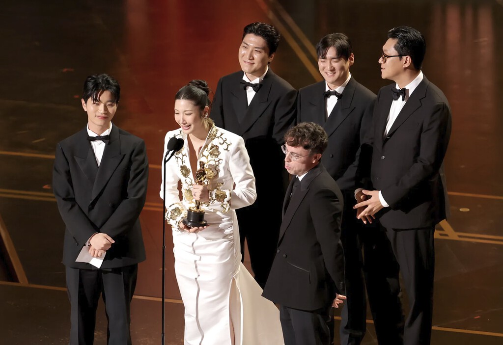 Corea del Sur vuelve a hacer historia en los Oscars gracias a ‘Las guerreras K-Pop’, aunque la película también se llevó uno de los grandes feos de la noche