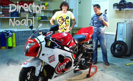 ¿Disfrutas de cómo se hacen las cosas? Aquí tienes un vídeo muy creativo ensamblando una Suzuki GSX-R
